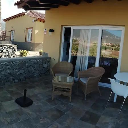 Tapias, Glorieta Puerto de la Cruz (Tenerife)